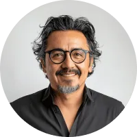我们的专业团队 - 蜂鸟电竞官方网站